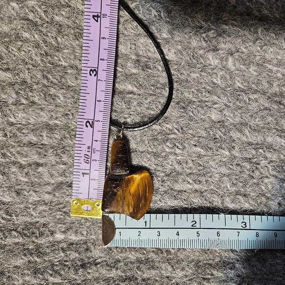 NWOT tiger eye gemstone axe/battle axe pendant, black cord, artisan, unisex - Picture 3 of 3